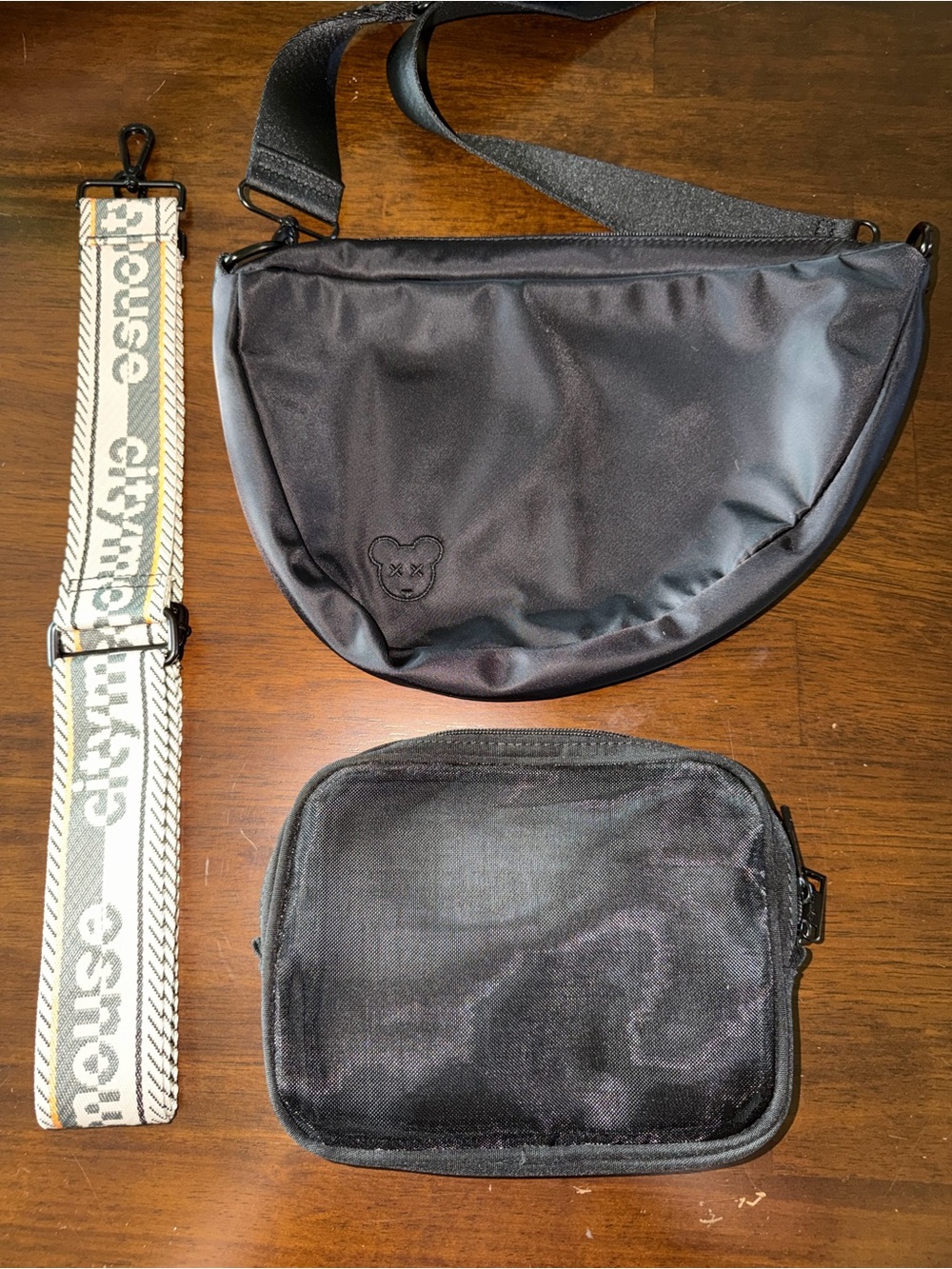Crossbody Diaper Belt Bag with Branded Strap - Picture 3 of 6